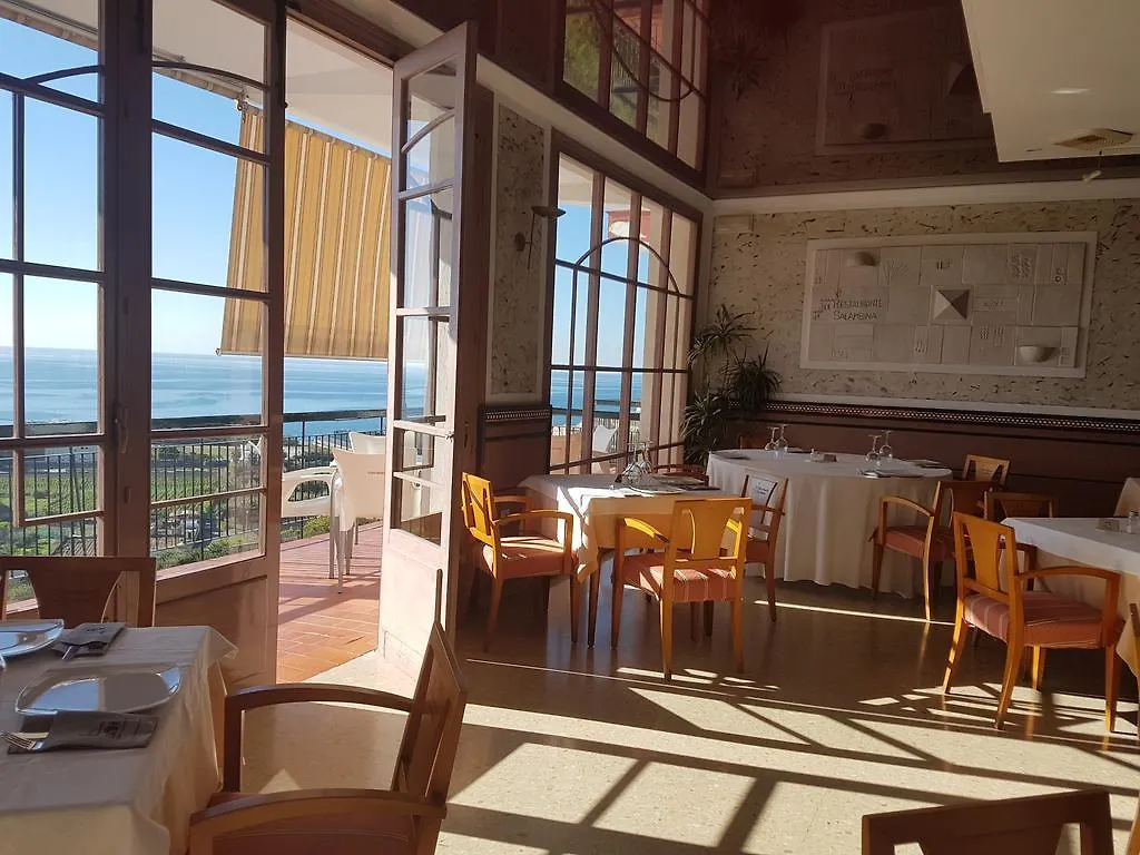 Hotel Salambina サロブレーニャ