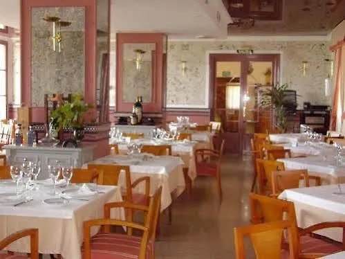 Hotel Salambina サロブレーニャ