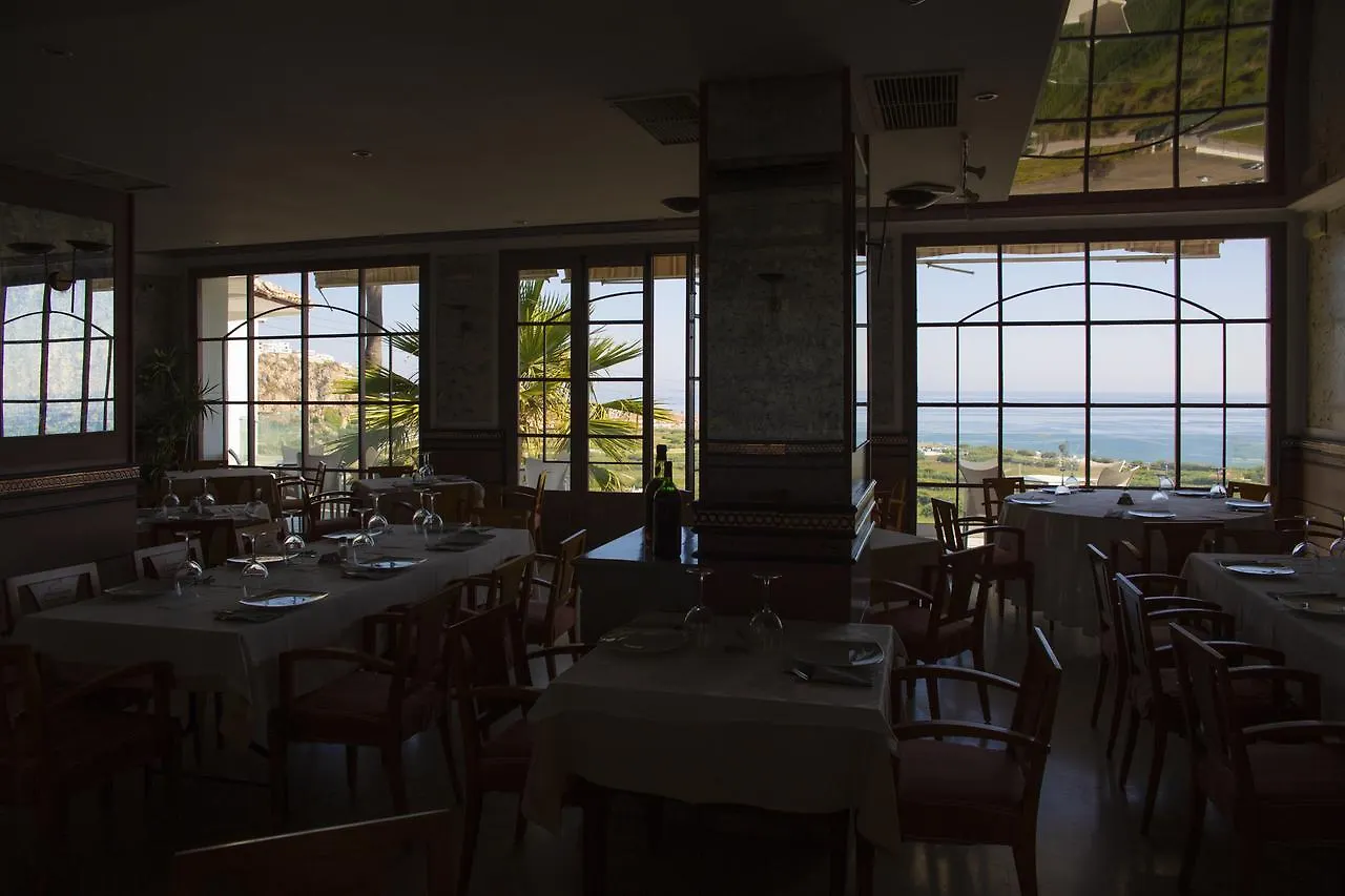 Hotel Salambina サロブレーニャ